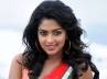 amala paul naayak, naayak movie release, amala paul gets appreciation for her looks and role in nayak, Naayak movie release