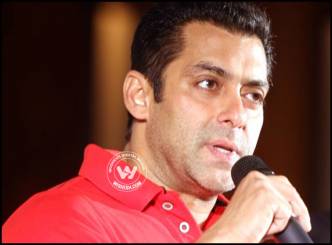 Sallu Bhai lashes at media for stripping Katrina