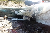 Washington, ice caves collapsing, an ice cave roof collapse threatens tourists, Washing