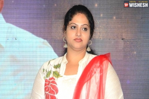 I will not do those types of roles - Raasi