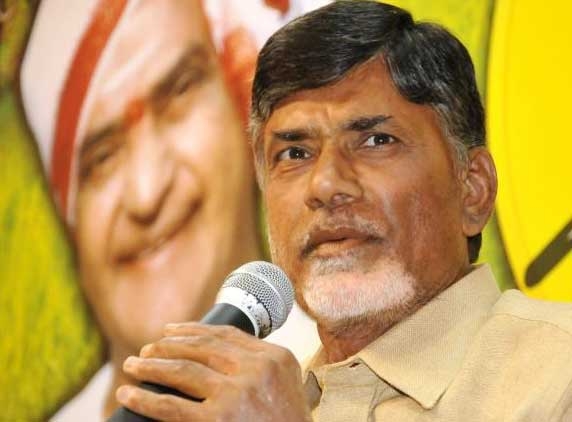 Babu lashes out at Jagan, Kiran, Brother Anil &amp; Cong