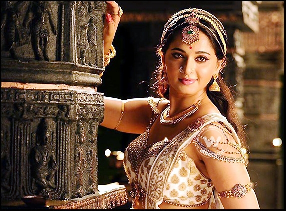 Yet Again, Rudhramadevi release pushed!