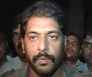 Gopal Kanda&#039;s house raided after he was a no-show