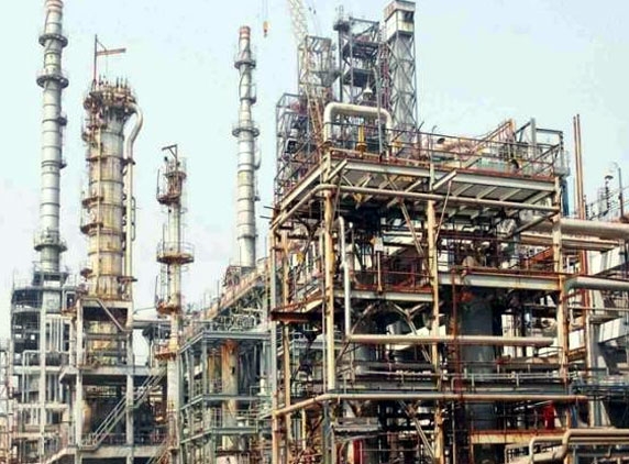 Indian refiners explore replacing Iranian oil