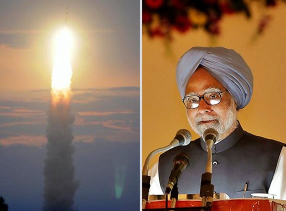 PM congratulates ISRO scientists