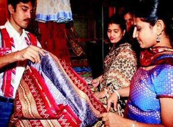 National Silk Expo at Sri Sathyasai Nigamam
