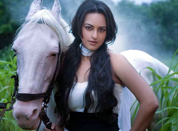 Sonakshi’s ‘Don’t care’ Attitude!