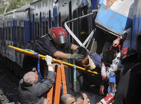 Train Accident in Buenos Aires, 49 killed, 600 injured