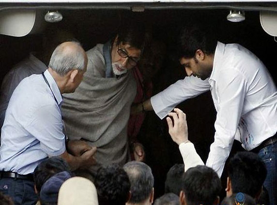 Amitabh Bachchan discharged from Hospital