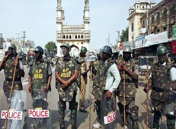 Old city tense with stone pelting on police, one serious