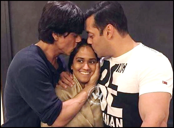 Photo: SRK, Salman spotted