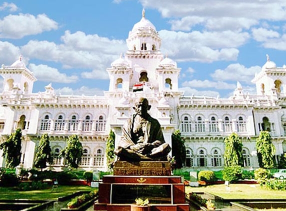MLA Quadri giving disparaging comments about Gandhi's idol