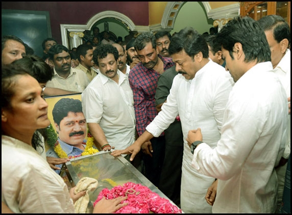 Srihari&#039;s Loss Felt by Many Cine personalities