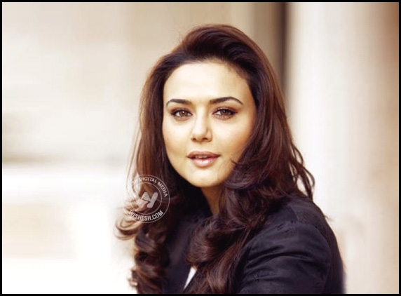 Preity Zinta to join politics