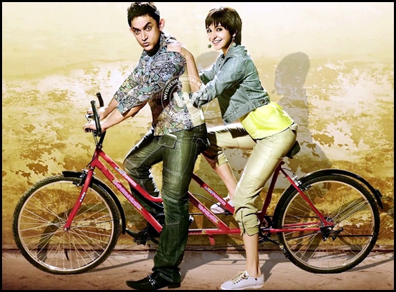 Aamir, Anushka say &#039;Love is Waste&#039;!