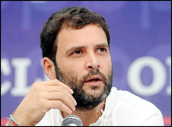 RaGa calls Modi &quot;Opposition leader&quot;