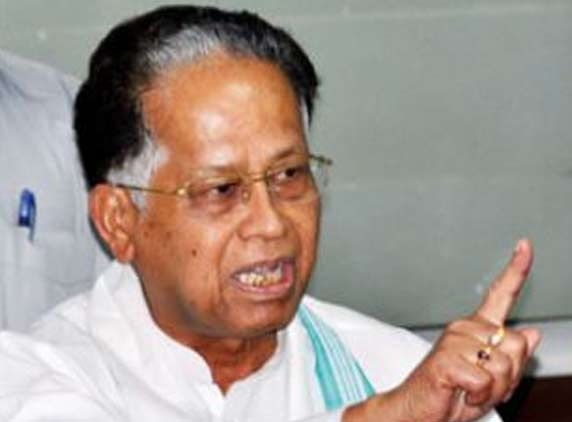 Tarun Gogoi orders CBI probe in Assam Violence