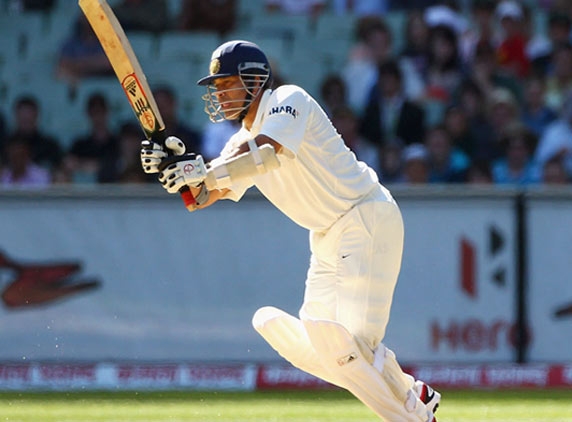 Team India sailing high at the moment, but Sachin just misses another Ton