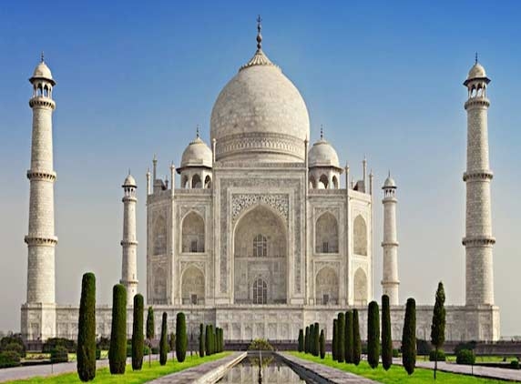 Taj Mahal now in Dubai, only bigger