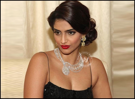 Sonam Kapoor shaves her face