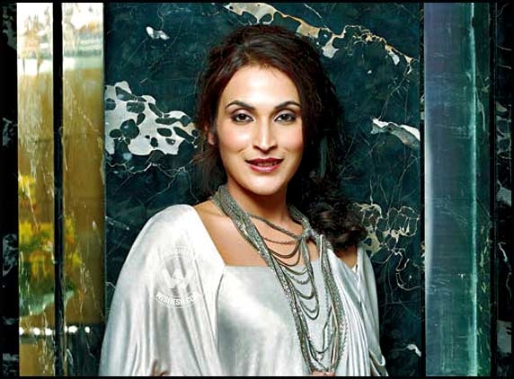 Rajinikanth's first daughter's second film begins