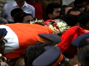 Thackeray updates: Procession enters Shivaji Park