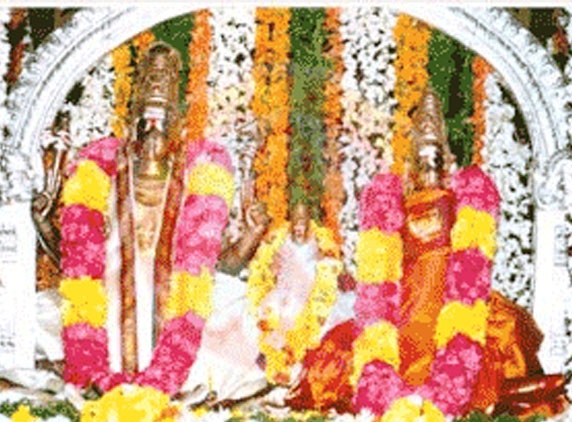 Temples close on Dec 10 for lunar eclipse