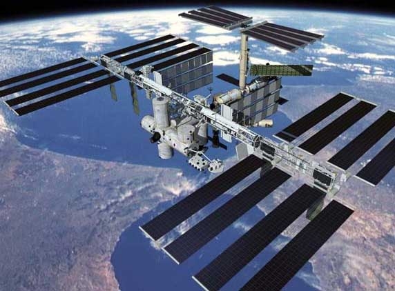 Russian astronauts to watch Euro 2012 from space