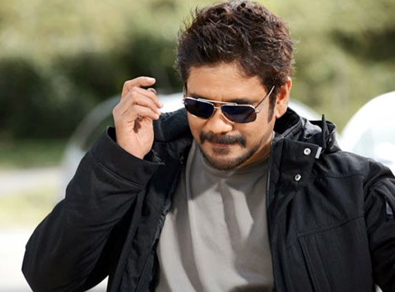 Greekuveerudu makes Nag hit twitter with confidence!