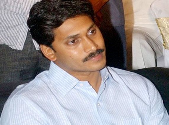 CBI calls YSR conspirator in Jagan properties case