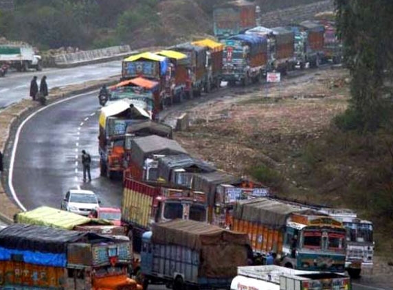 Jammu-Srinagar National highway closed to traffic on Saturday