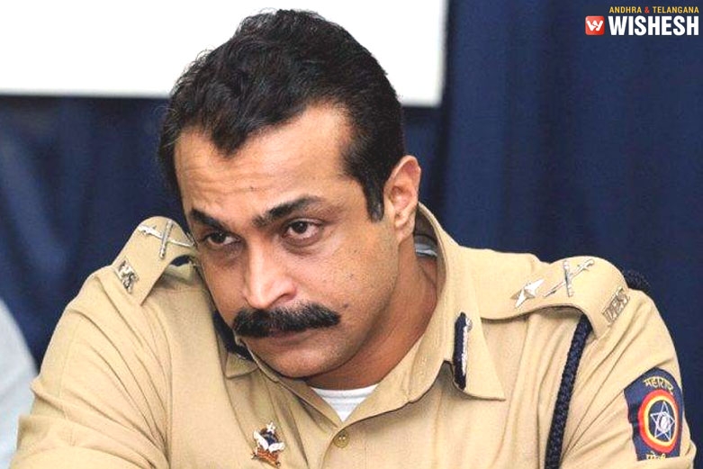 Former Mumbai's Top Cop Himanshu Roy Commits Suicide