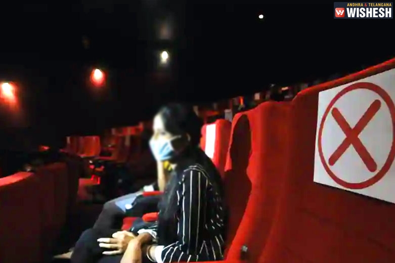 Multiplexes open to poor business in India