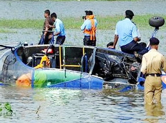 Helicopter crew missing after crash near Vizag