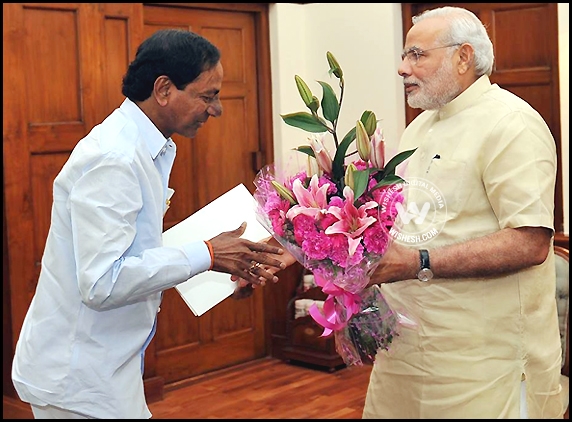 KCR meets PM Modi