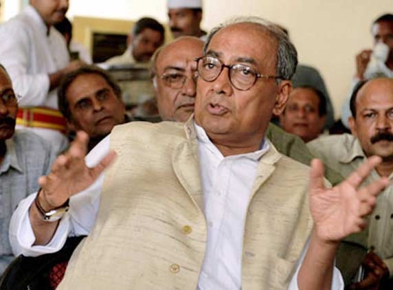 Digvijay Singh lashes out Raj Thackeray