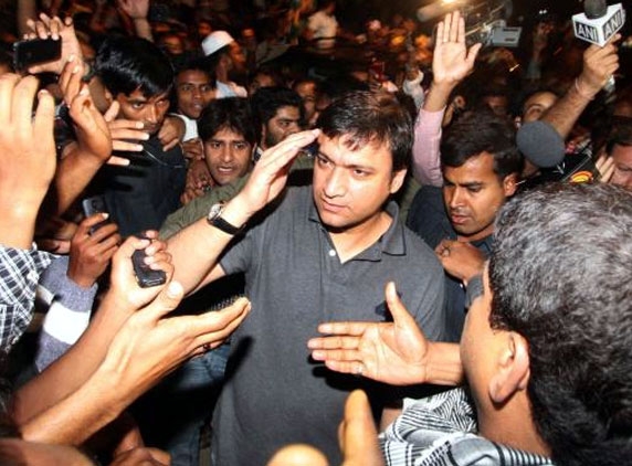 Owaisi hate speech: Akbaruddin Owaisi gets bail