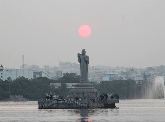 Tight security to new statues