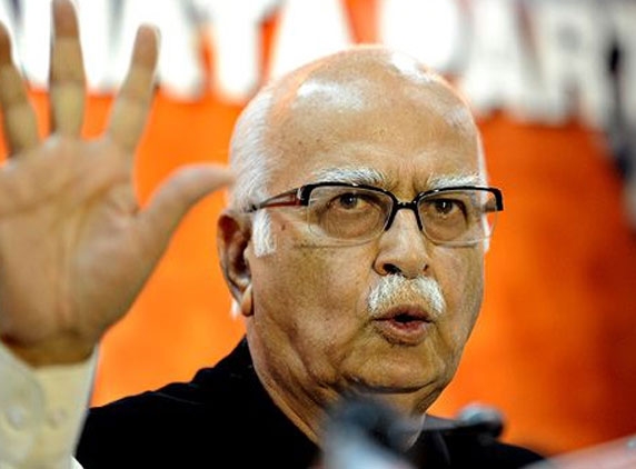 L K Advani calls Congress 'draconian'