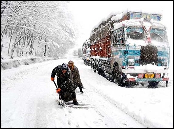 Srinagar, Jammu Highway shut