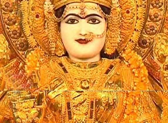 Navaratri: Magnanimous offering to Durga